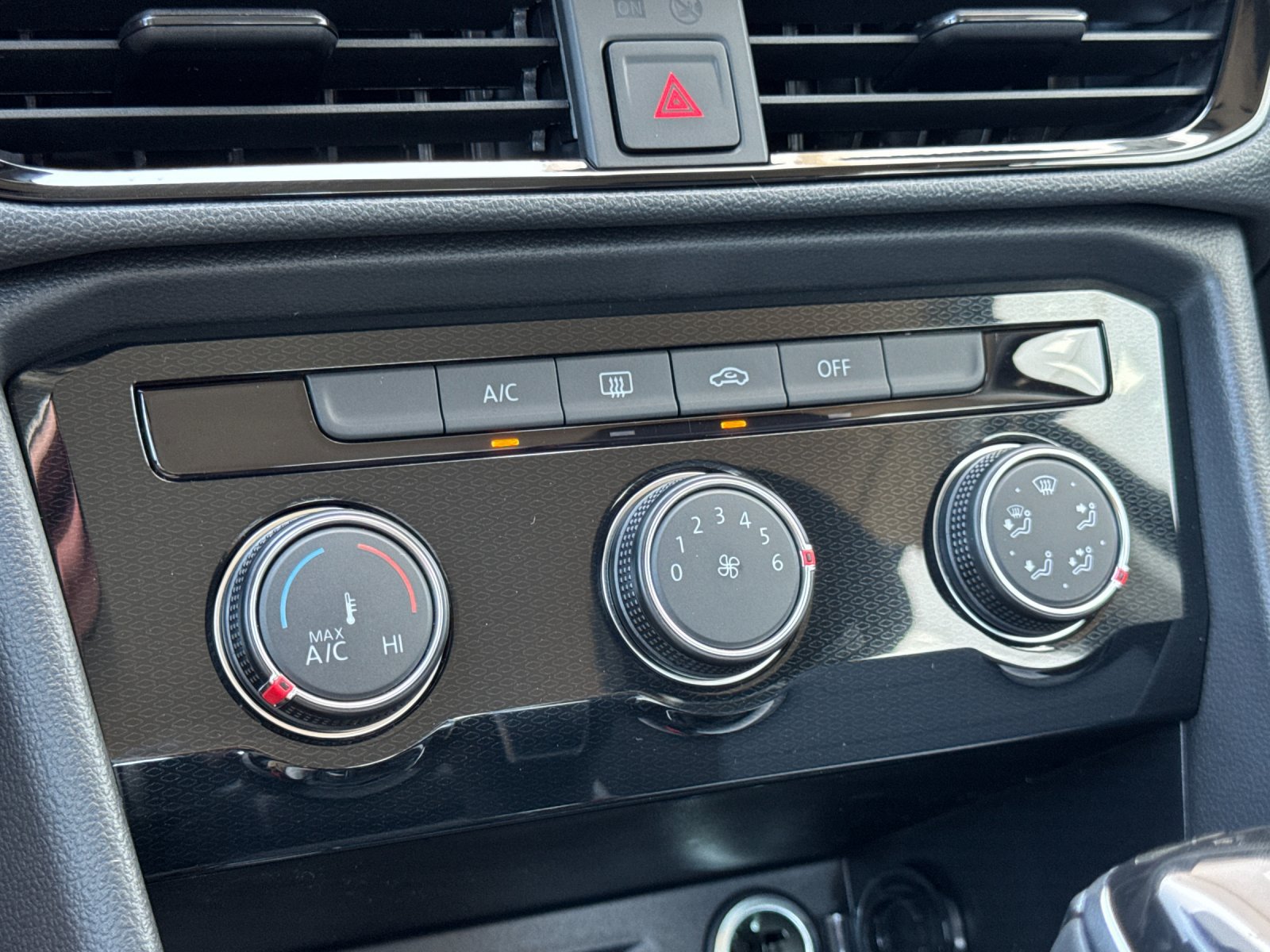 New 2027 Volkswagen Taos S FWD image 20