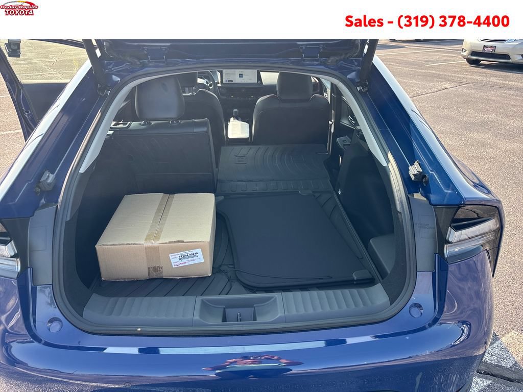 New 2026 Toyota Prius Plug-In Hybrid w/ Limited Premium Package FWD image 17