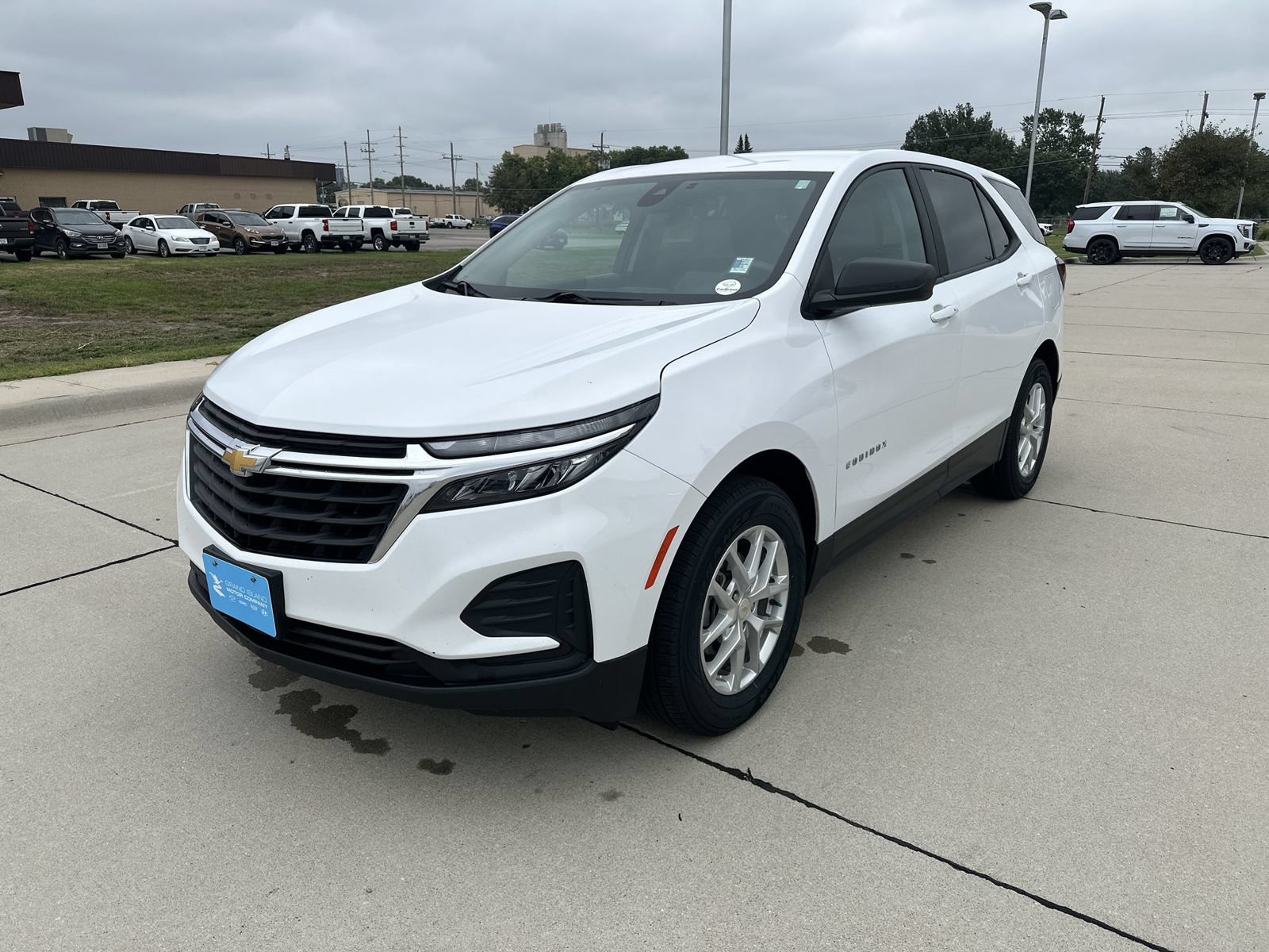 Certified 2024 Chevrolet Equinox LS w/ LS Convenience Package AWD/4WD image 10
