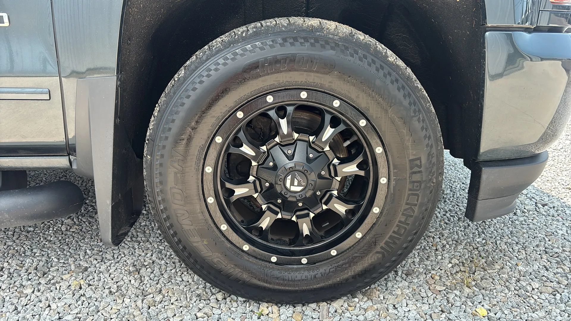 Used 2018 Chevrolet Silverado 1500 LT w/ All Star Edition AWD/4WD image 10