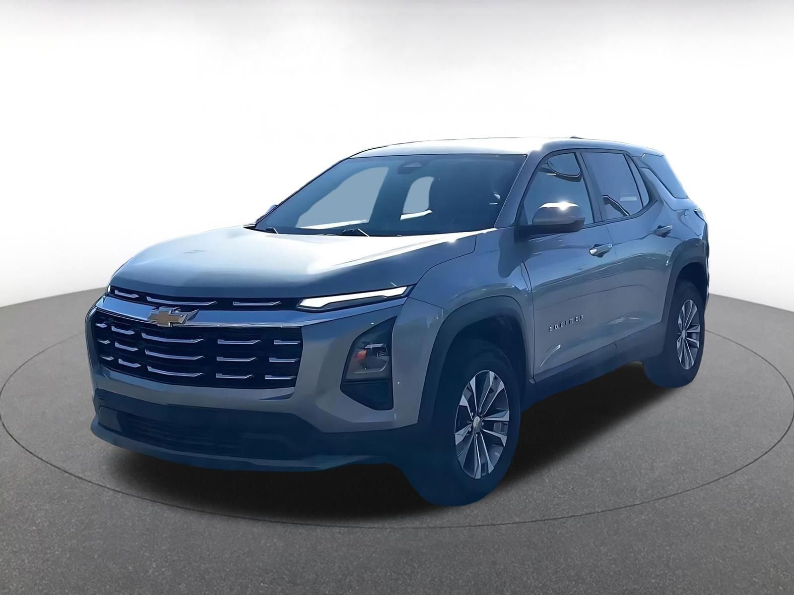 Used 2025 Chevrolet Equinox LT image 7