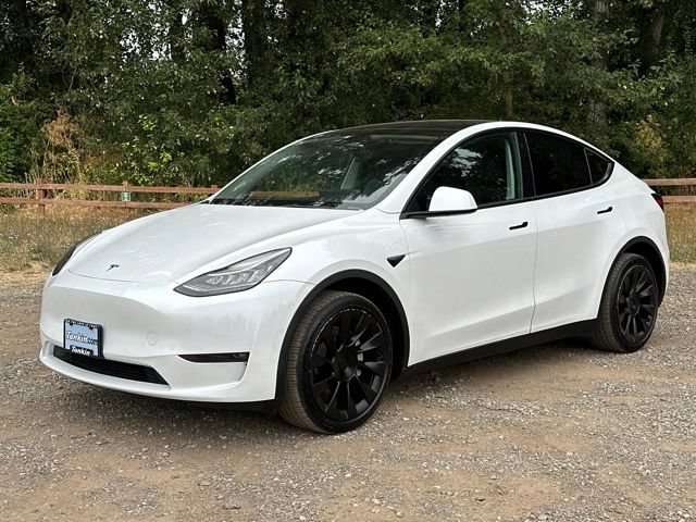 Used 2022 Tesla Model Y Long Range AWD/4WD image 4