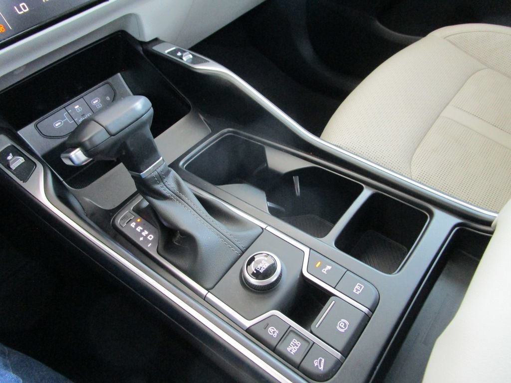 Used 2025 Kia Sorento S w/ Panoramic Sunroof Package FWD image 39