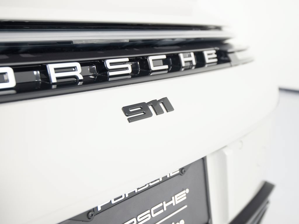 Certified 2025 Porsche 911 Carrera RWD image 47
