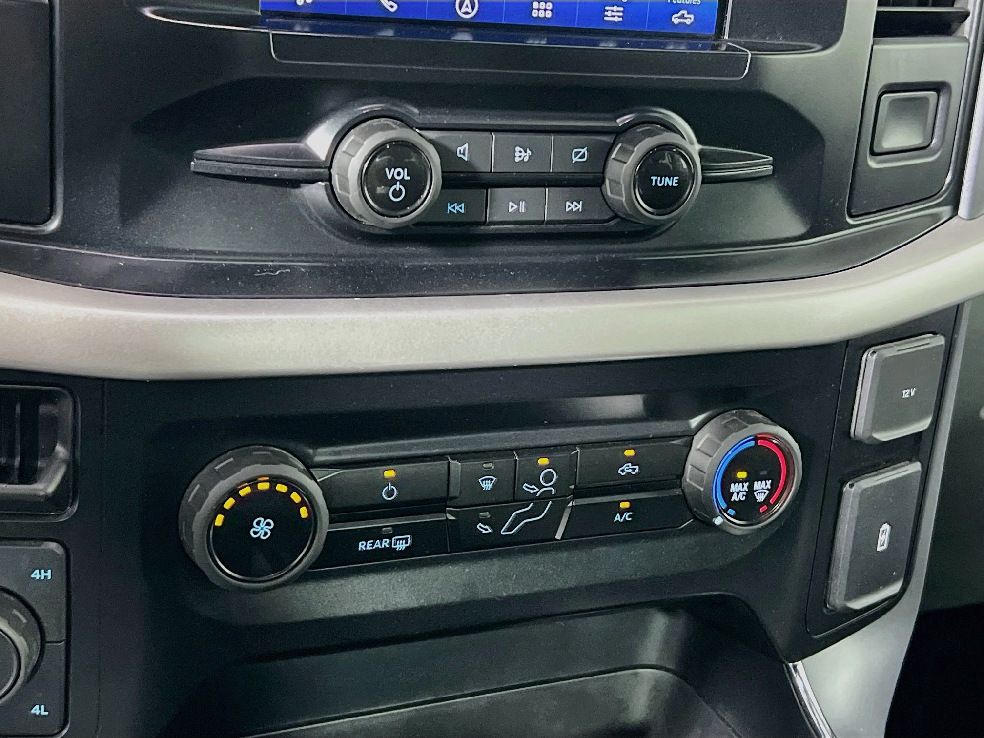 Used 2023 Ford F150 XLT AWD/4WD image 25