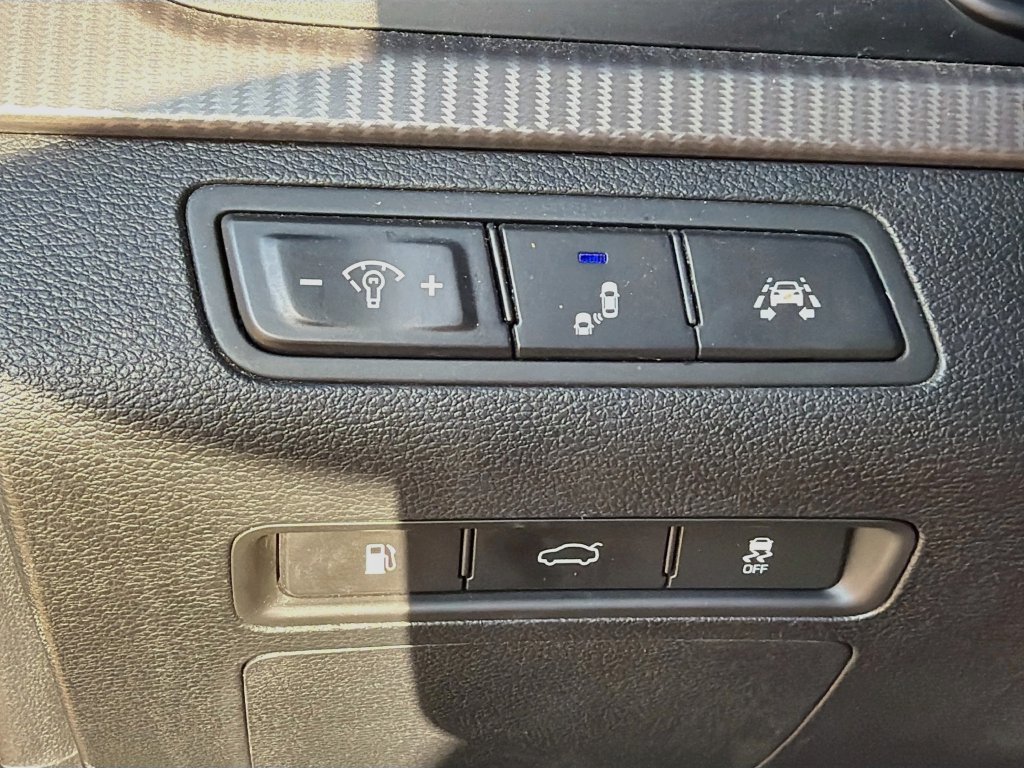 Used 2018 Hyundai Sonata Limited FWD image 20