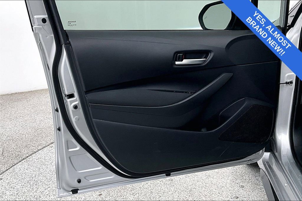 Used 2026 Toyota Corolla SE image 24