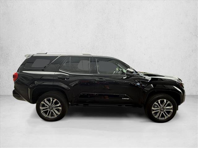 Certified 2025 Toyota 4Runner Limited w/ Tow Technology Package AWD/4WD image 2