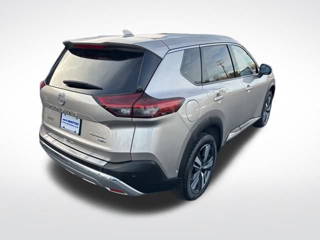 Used 2023 Nissan Rogue Platinum w/ Platinum Premium Package image 7