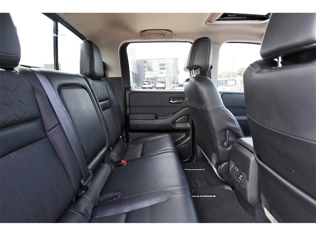 Certified 2023 Nissan Frontier SV w/ SV Premium Package image 9