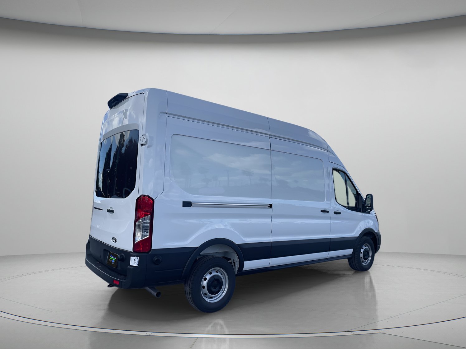 New 2026 Ford Transit 250 148 High Roof RWD image 4