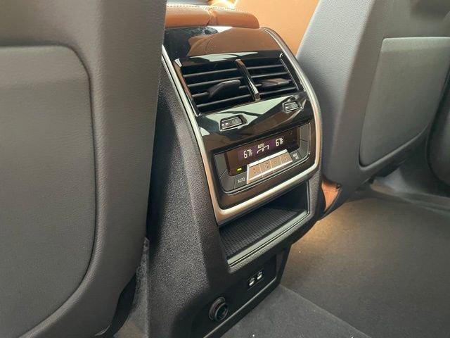 New 2026 BMW X5 xDrive40i w/ Premium Package AWD/4WD image 17