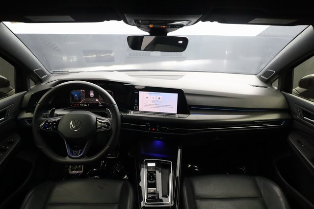 Used 2023 Volkswagen Golf 20th Anniversary Edition image 12