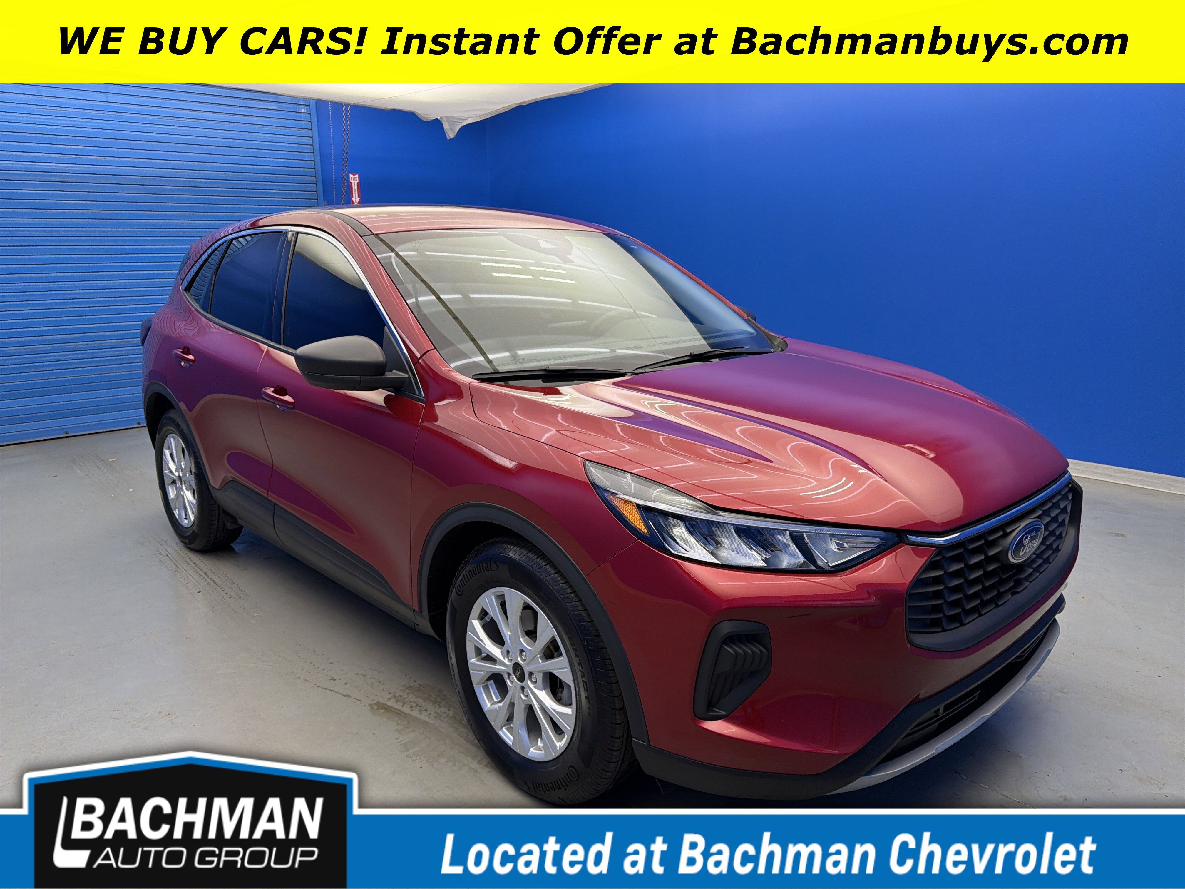 Used 2023 Ford Escape Active w/ Cold Weather Package FWD image 1
