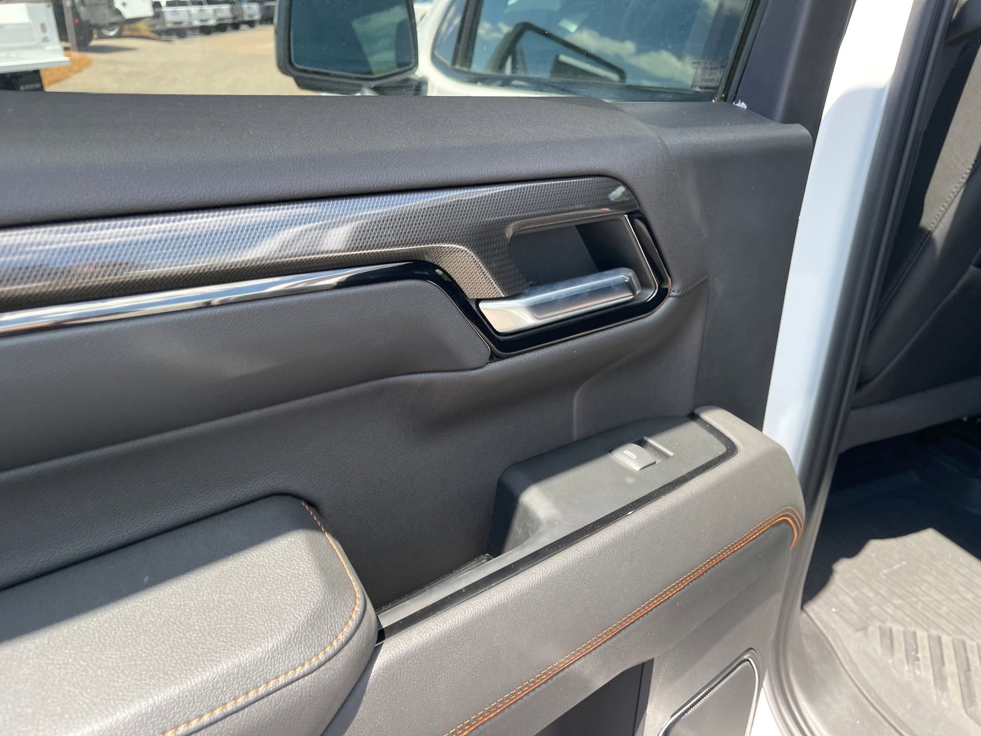 Used 2023 GMC Sierra 1500 AT4 w/ AT4 Premium Package AWD/4WD image 20