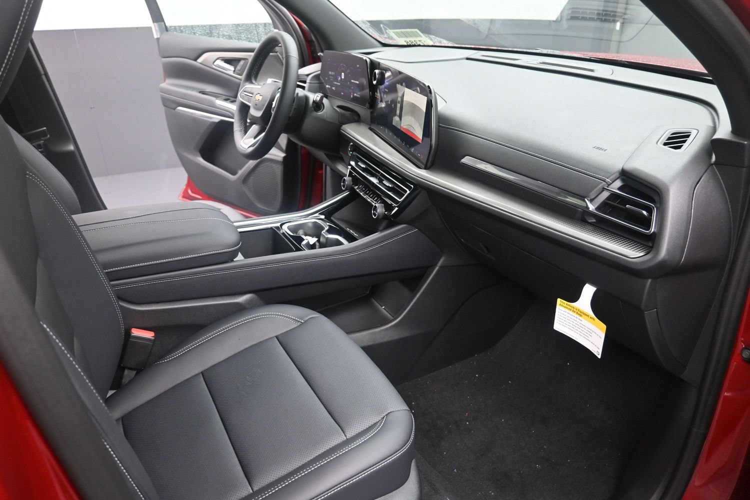 New 2026 Chevrolet Traverse LT w/ Driver Confidence Package AWD/4WD image 41