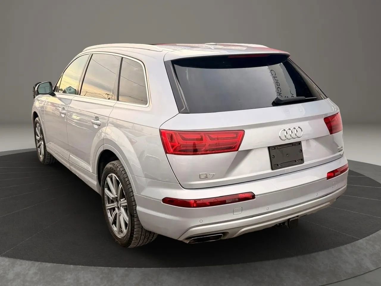 Used 2018 Audi Q7 3.0T Premium image 6