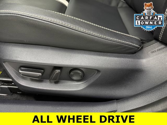 Used 2025 Toyota Camry SE w/ Convenience Package image 28