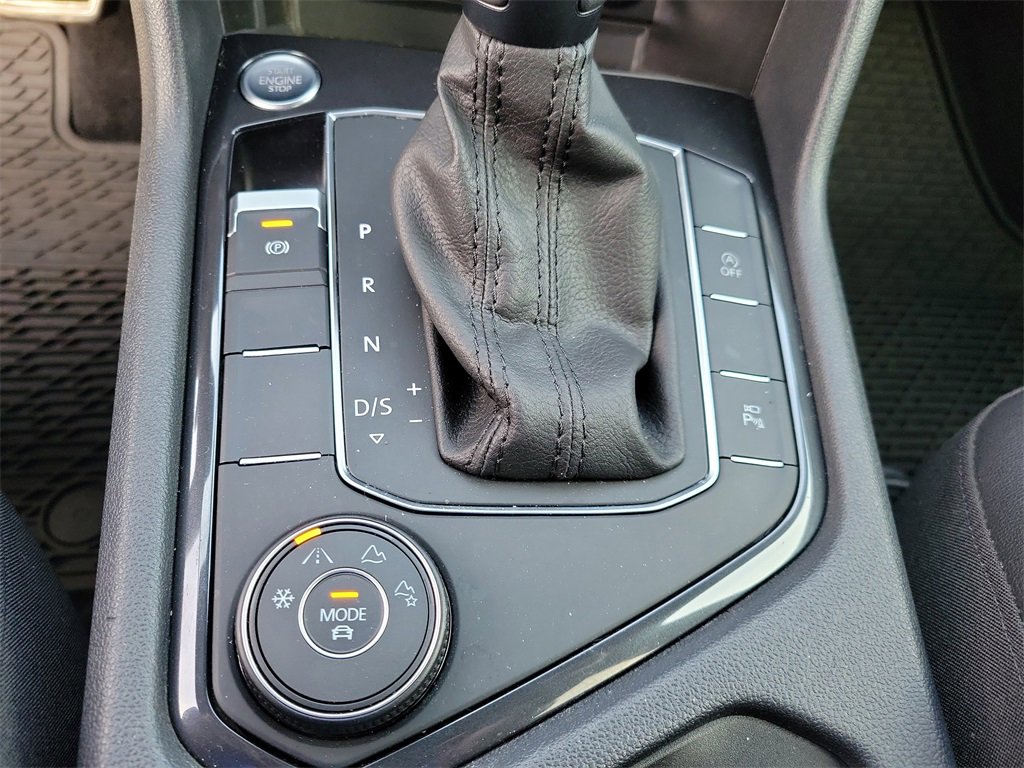 Used 2020 Volkswagen Tiguan SEL Premium R-Line w/ 3rd Row Seat Package image 42