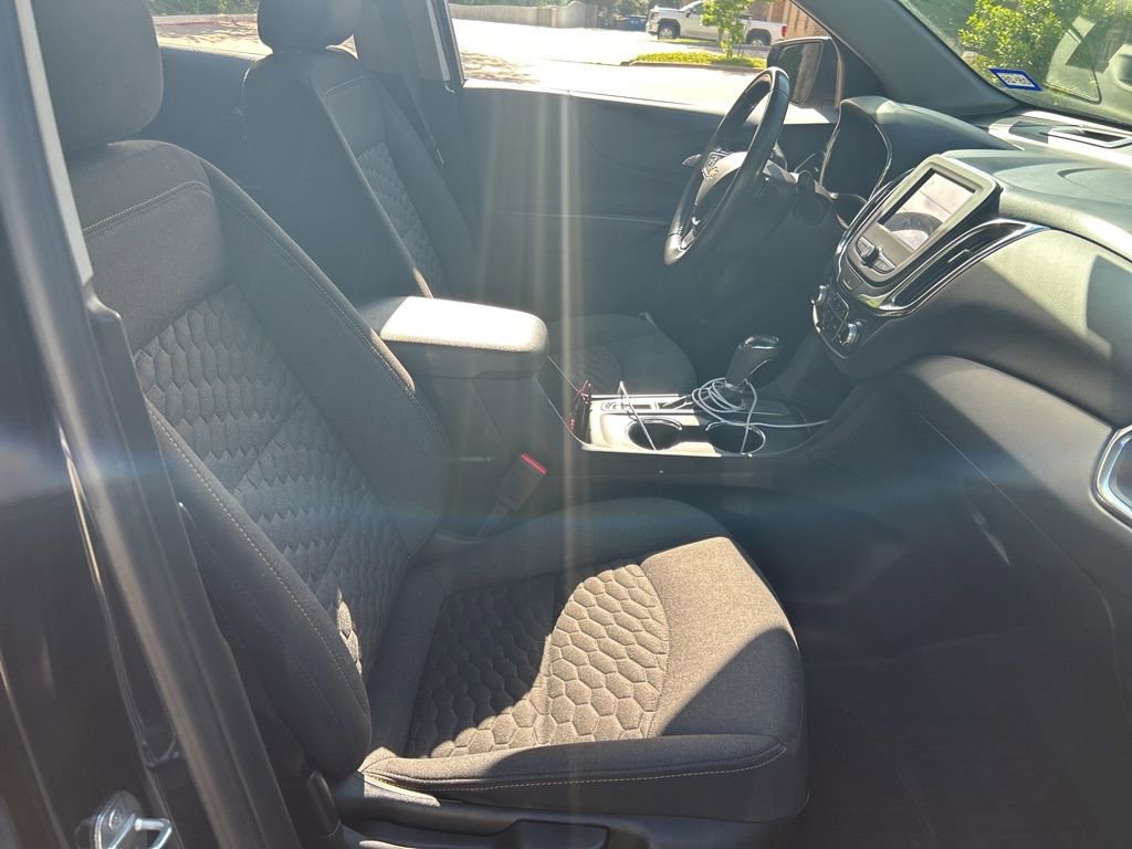 Used 2021 Chevrolet Equinox LT image 16