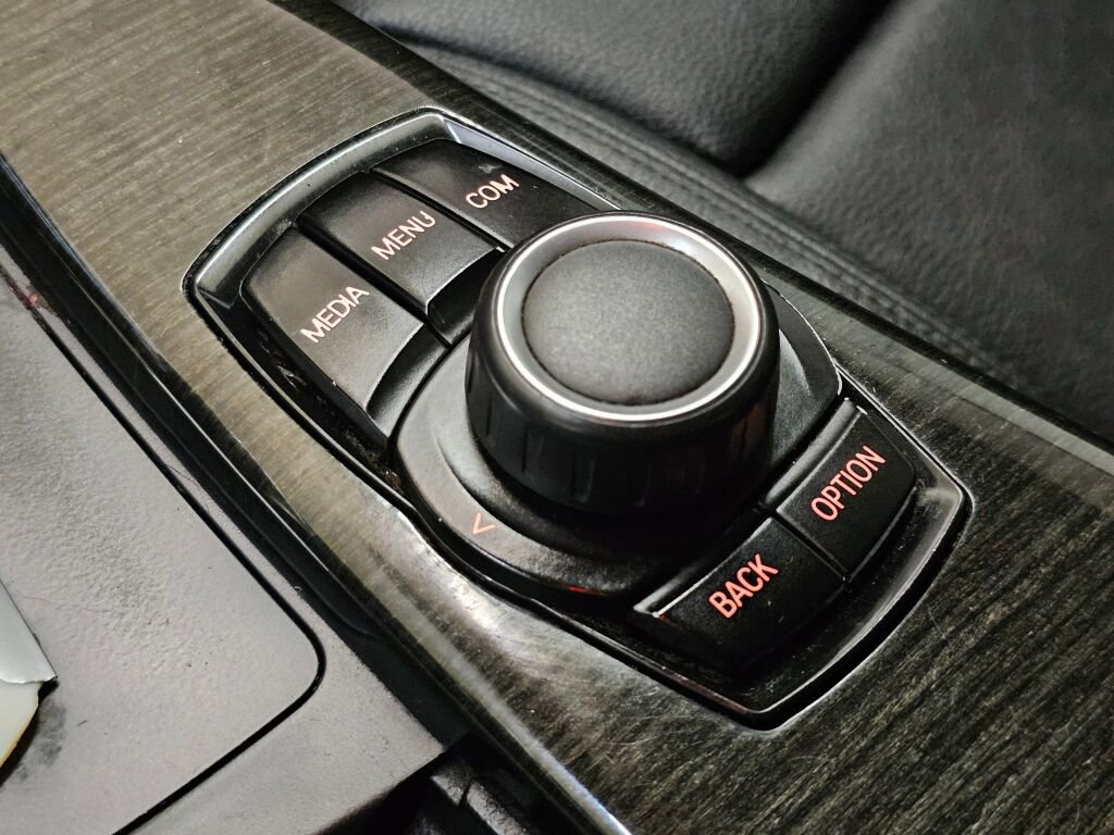 Used 2018 BMW 330i Sedan image 29