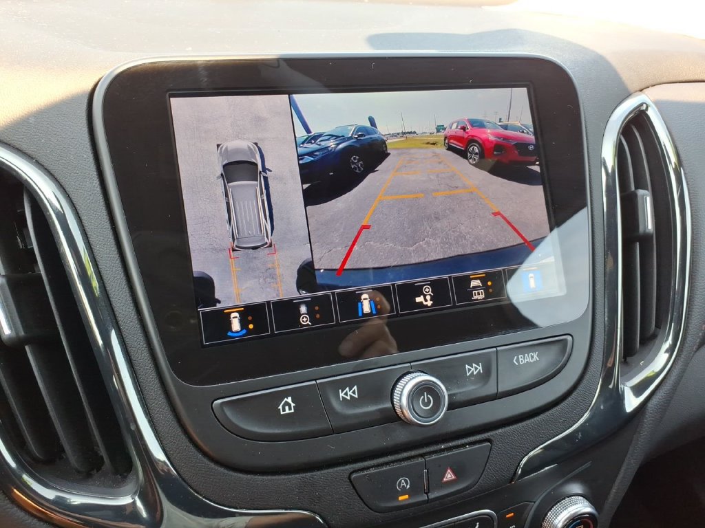 Used 2024 Chevrolet Equinox RS FWD image 21