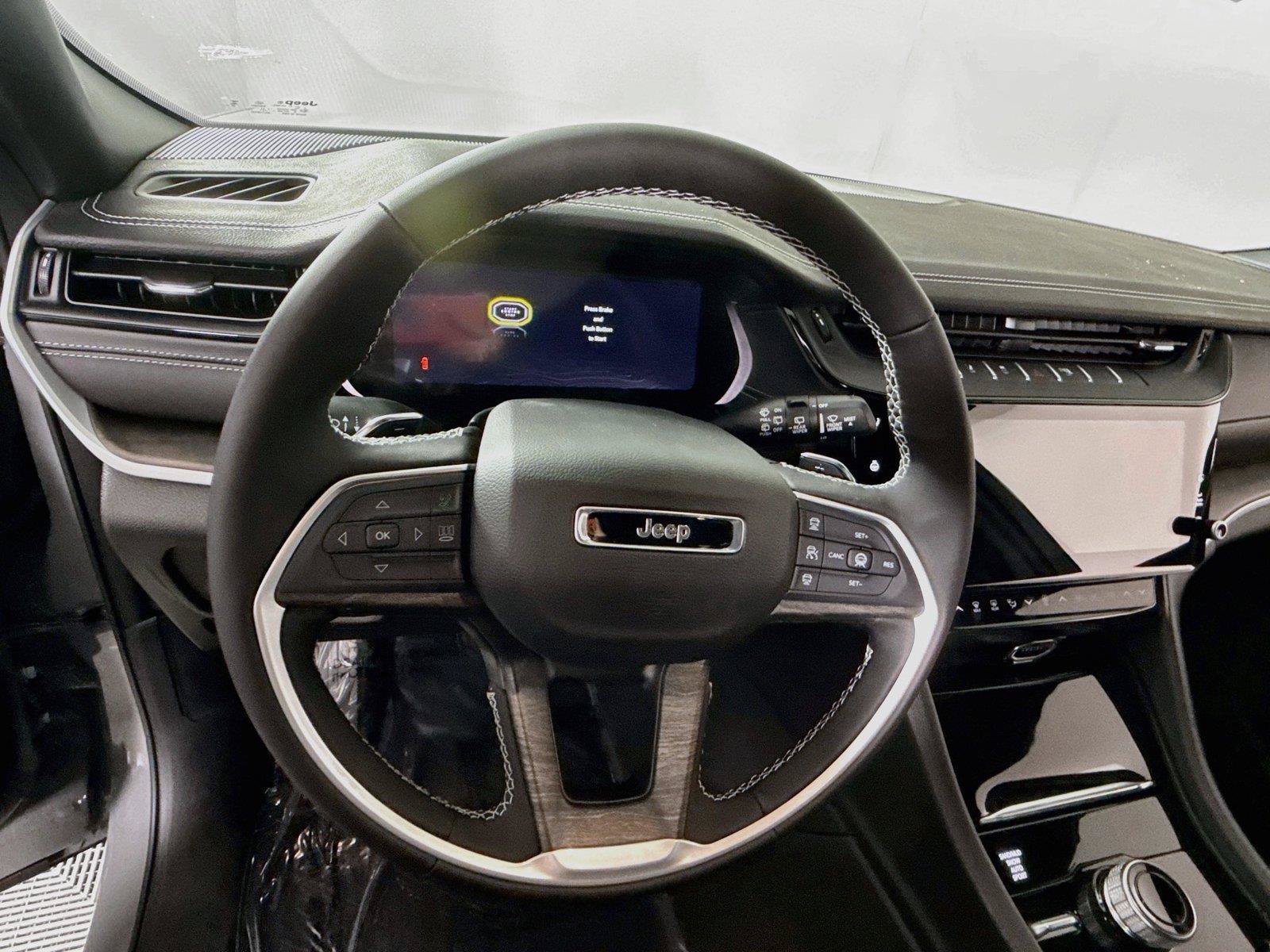New 2027 Jeep Grand Cherokee 4WD image 5