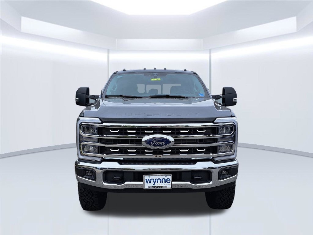 New 2026 Ford F350 XLT w/ XLT Premium Package AWD/4WD image 2
