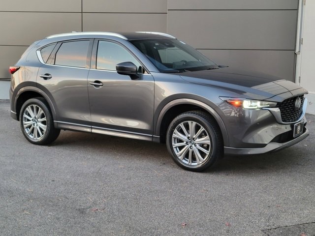 Used 2023 MAZDA CX-5 Signature image 10