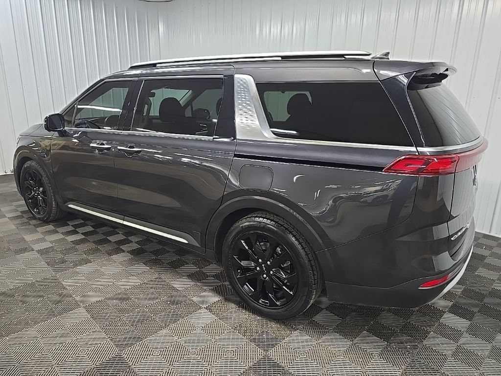 Used 2022 Kia Carnival SX Prestige FWD image 9