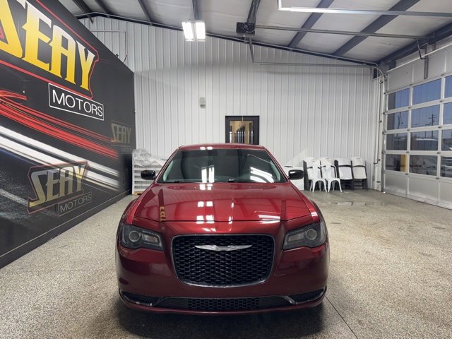 Used 2019 Chrysler 300 Touring w/ Sport Appearance Package image 29