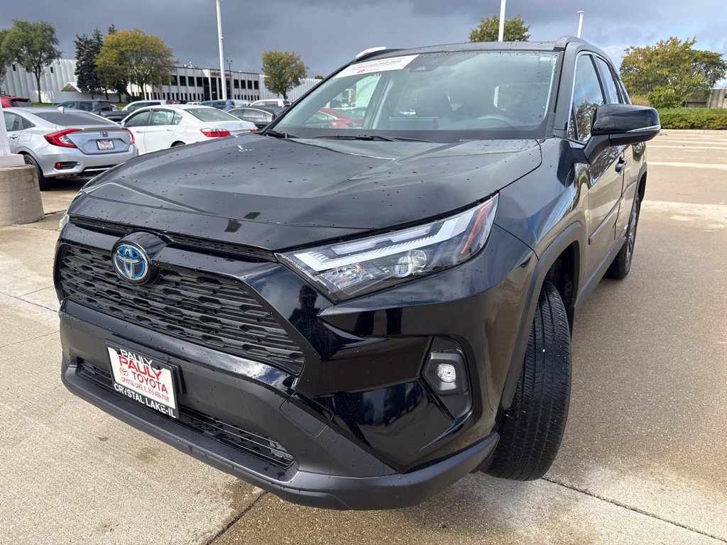 Certified 2023 Toyota RAV4 XLE Premium AWD/4WD image 6