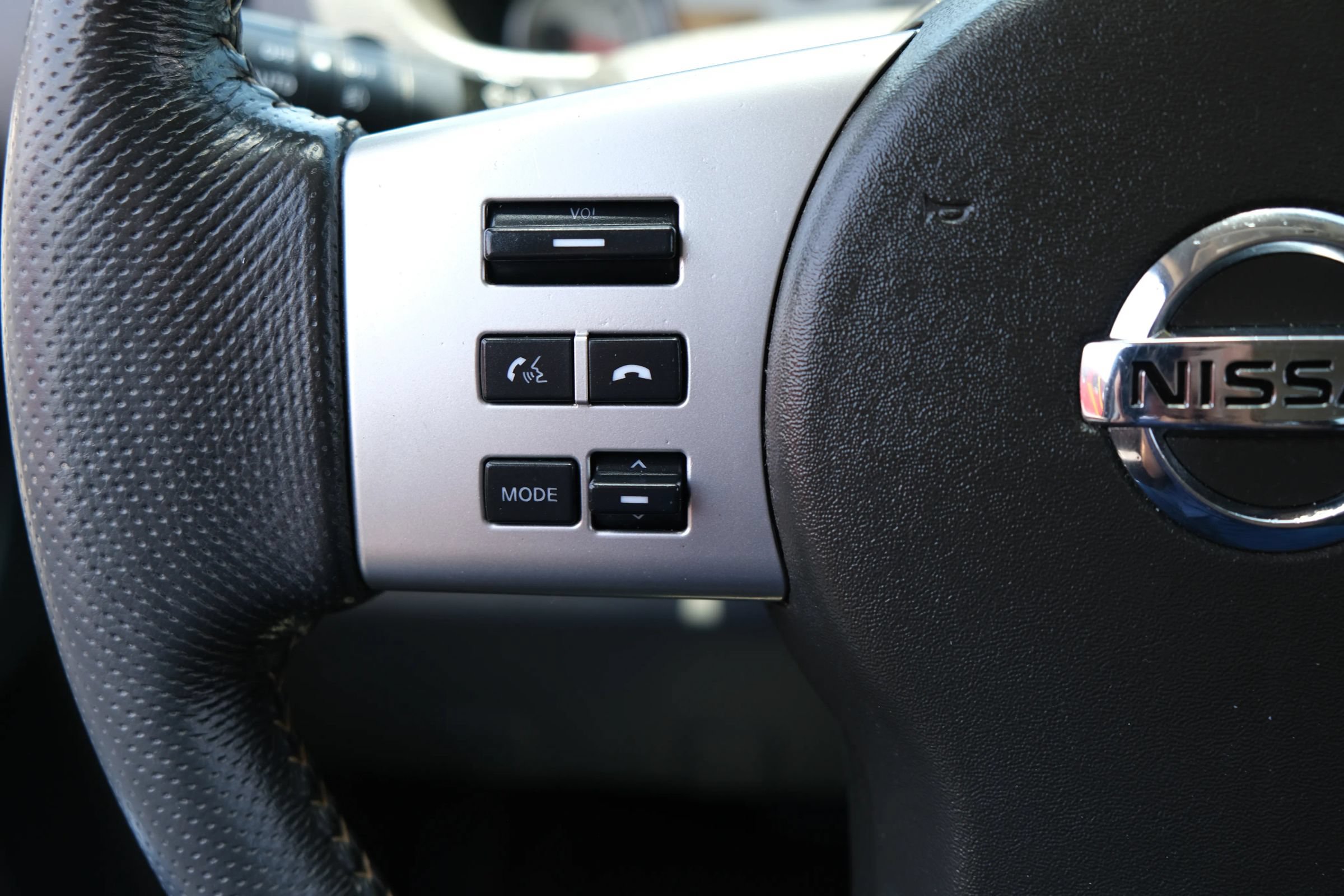 Used 2015 Nissan Xterra PRO-4X AWD/4WD image 24