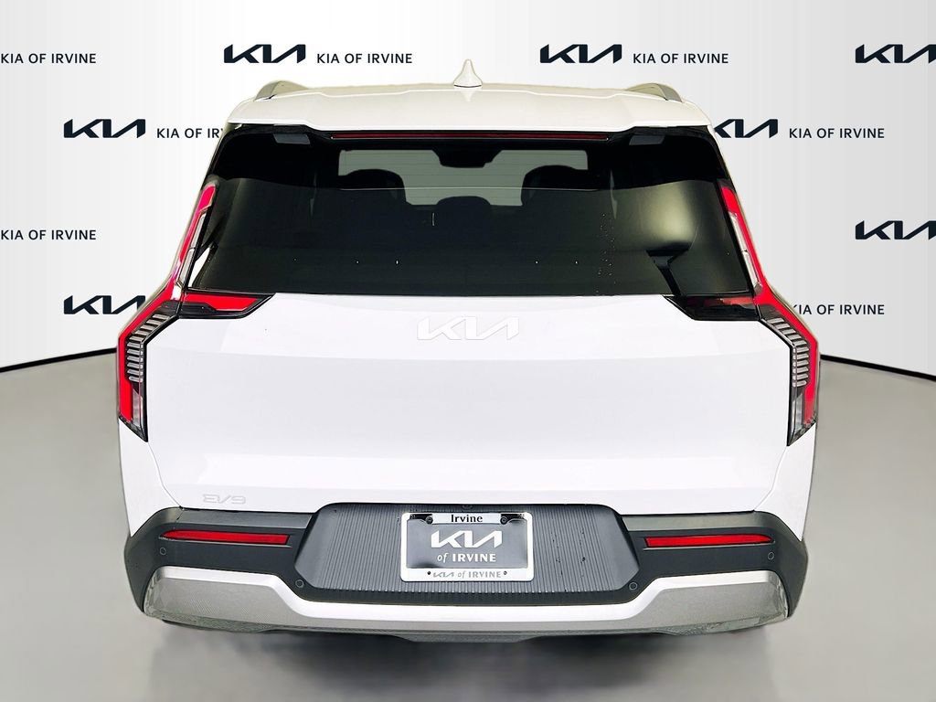 New 2026 Kia EV9 Wind AWD/4WD image 6