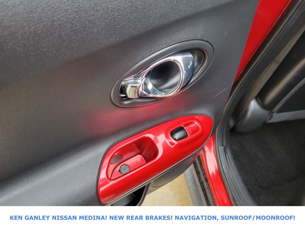 Used 2014 Nissan Juke SL image 41