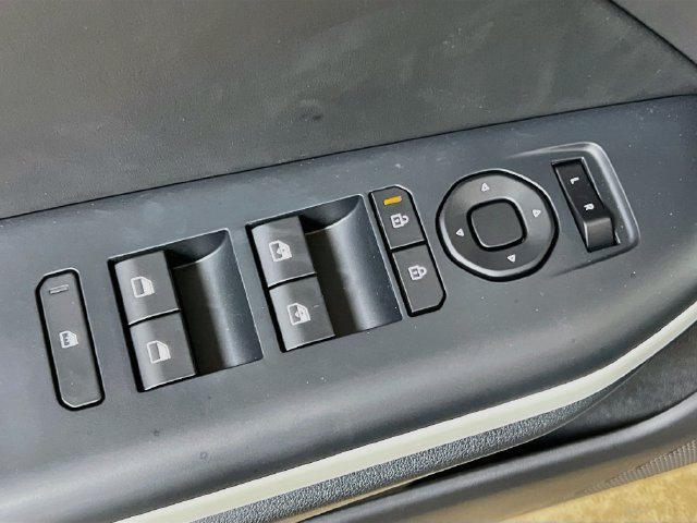 New 2026 Kia K4 GT-Line FWD image 17