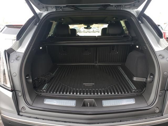 New 2026 Cadillac XT5 Sportv w/ LPO, Floor Liner Package image 8