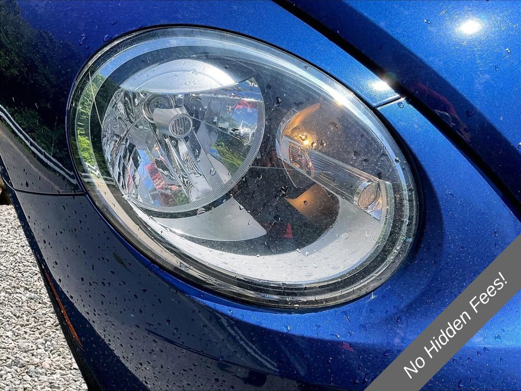 Used 2012 Volkswagen Beetle 2.0T FWD image 26