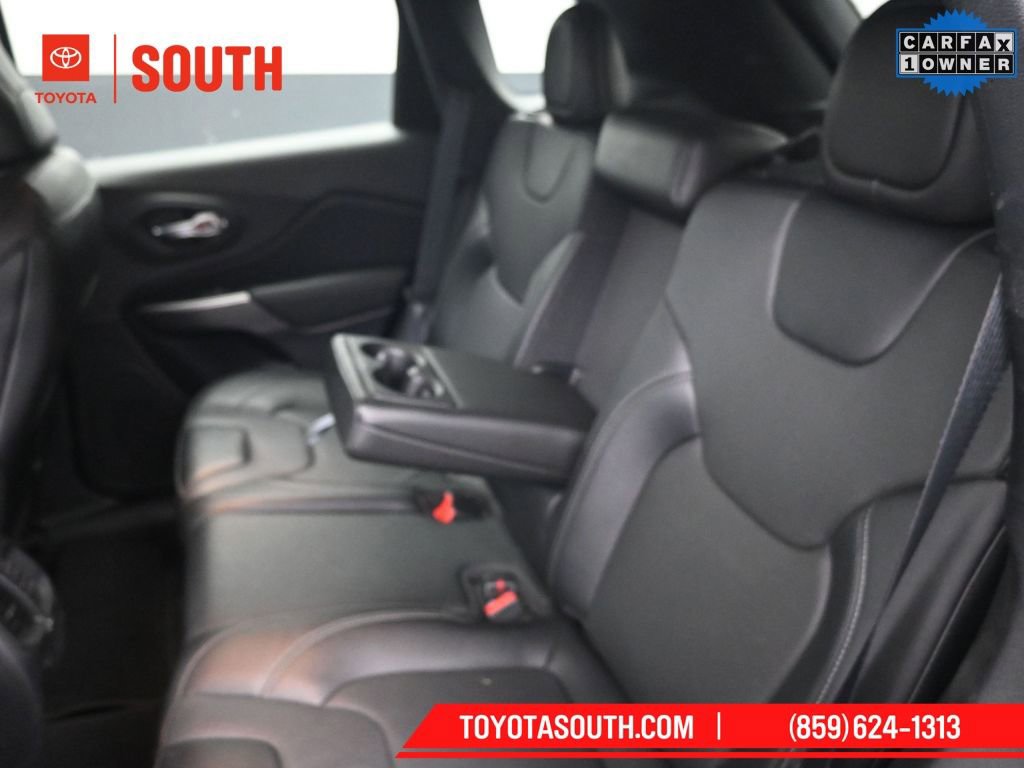 Used 2022 Jeep Cherokee Latitude Lux image 24