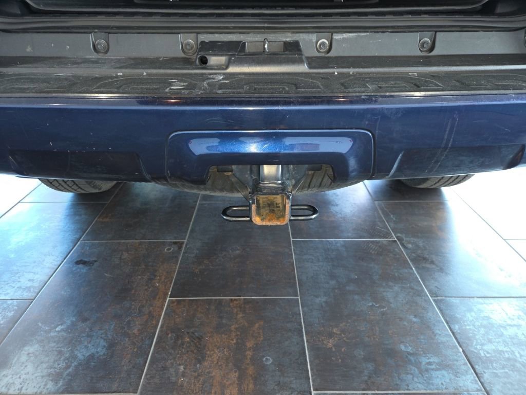 Used 2020 Toyota 4Runner Venture w/ Moonroof Package image 7