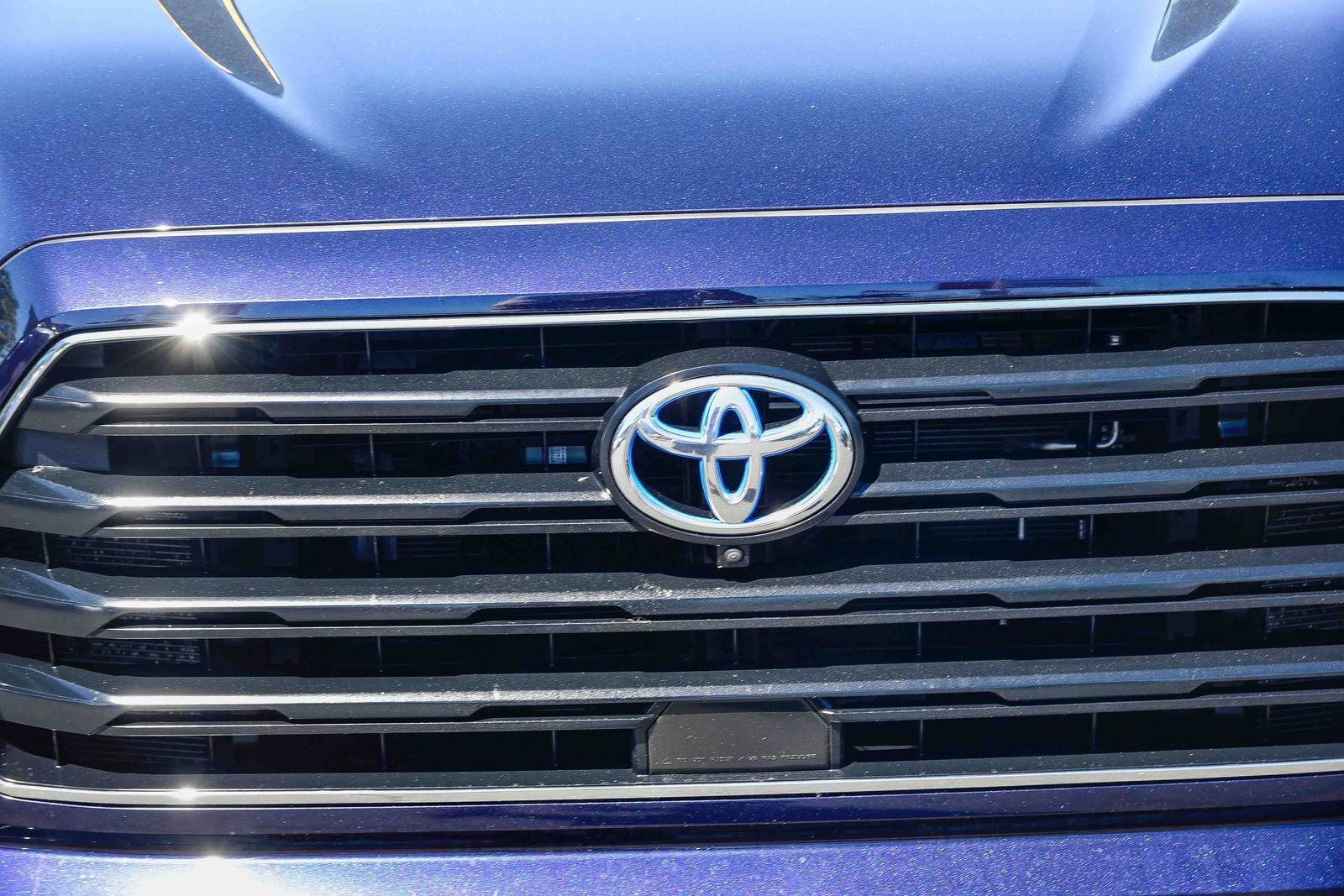 Used 2024 Toyota Sequoia SR5 w/ SR5 Premium Package image 13