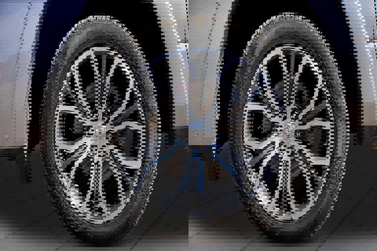 Used 2025 RAM 1500 Tungsten w/ Trailer Tow Group image 11