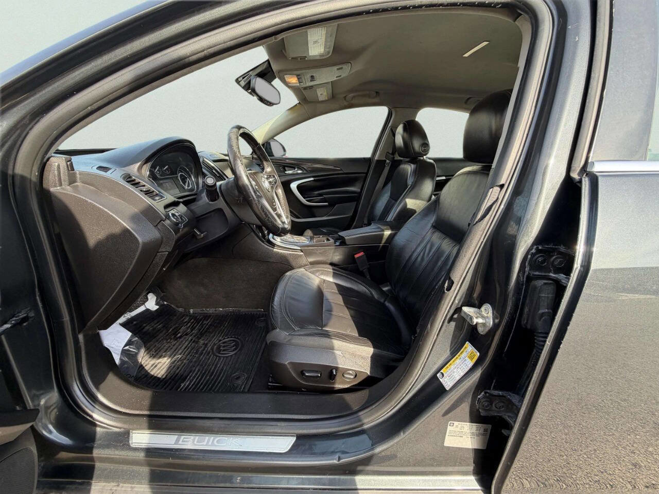 Used 2015 Buick Regal Premium image 12