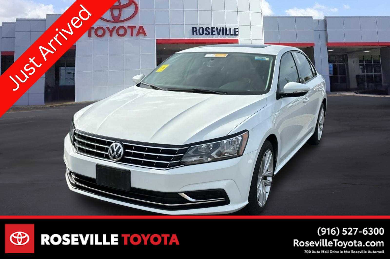 Used 2019 Volkswagen Passat 2.0T Wolfsburg image 1