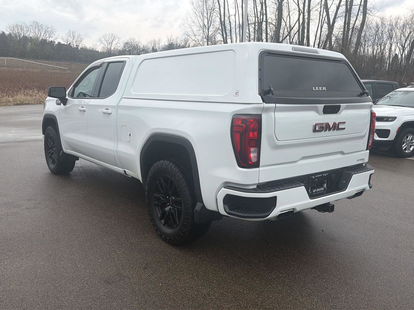 Used 2021 GMC Sierra 1500 Elevation w/ X31 Off-Road Package image 3