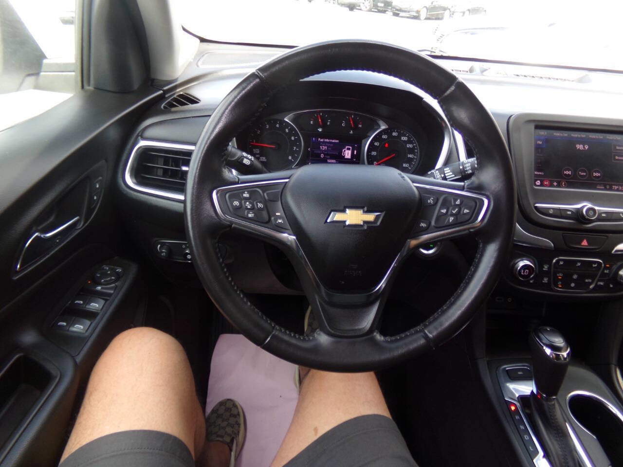 Used 2021 Chevrolet Equinox LT image 46