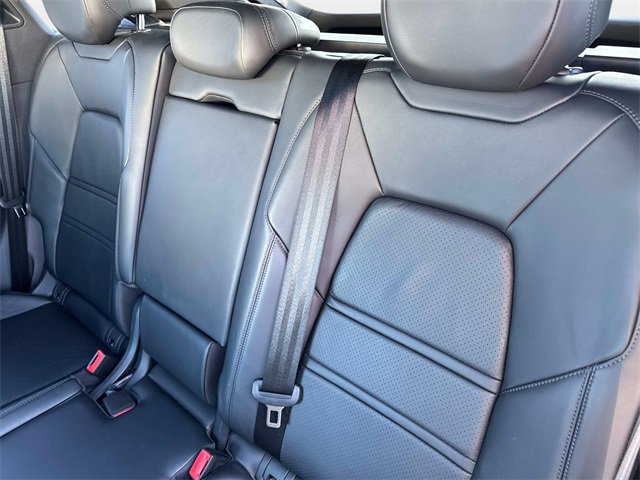 Used 2021 Porsche Cayenne image 12