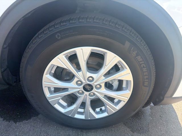 Used 2023 Ford Escape Active FWD image 4