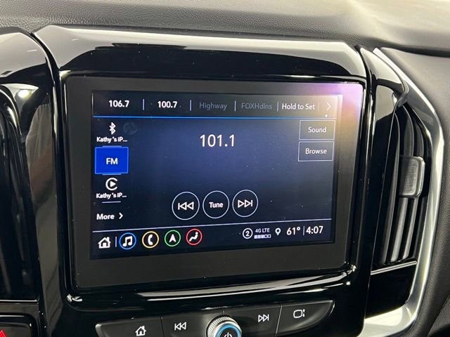 Used 2023 Chevrolet Traverse RS image 35
