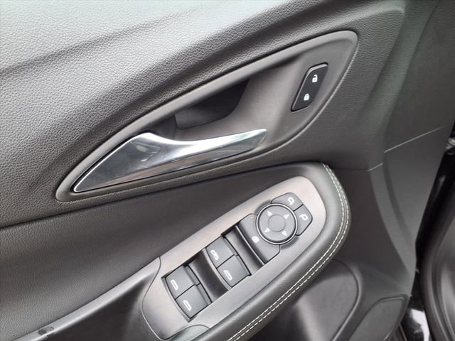 Used 2025 Buick Encore GX Preferred image 47